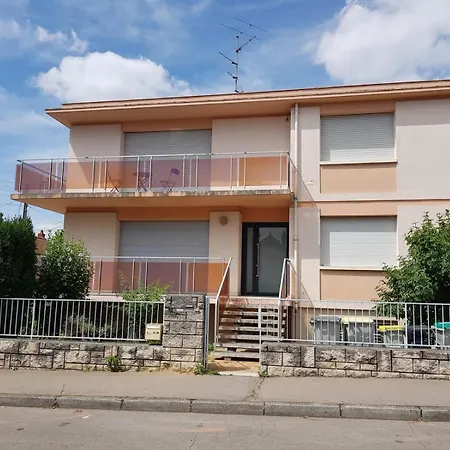Apartmán Double Chu, Cinema, Jardin & Parking *