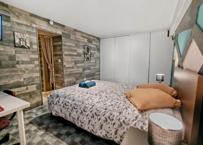 Le Double Ab à Chu, Ciné&extérieur * Digione